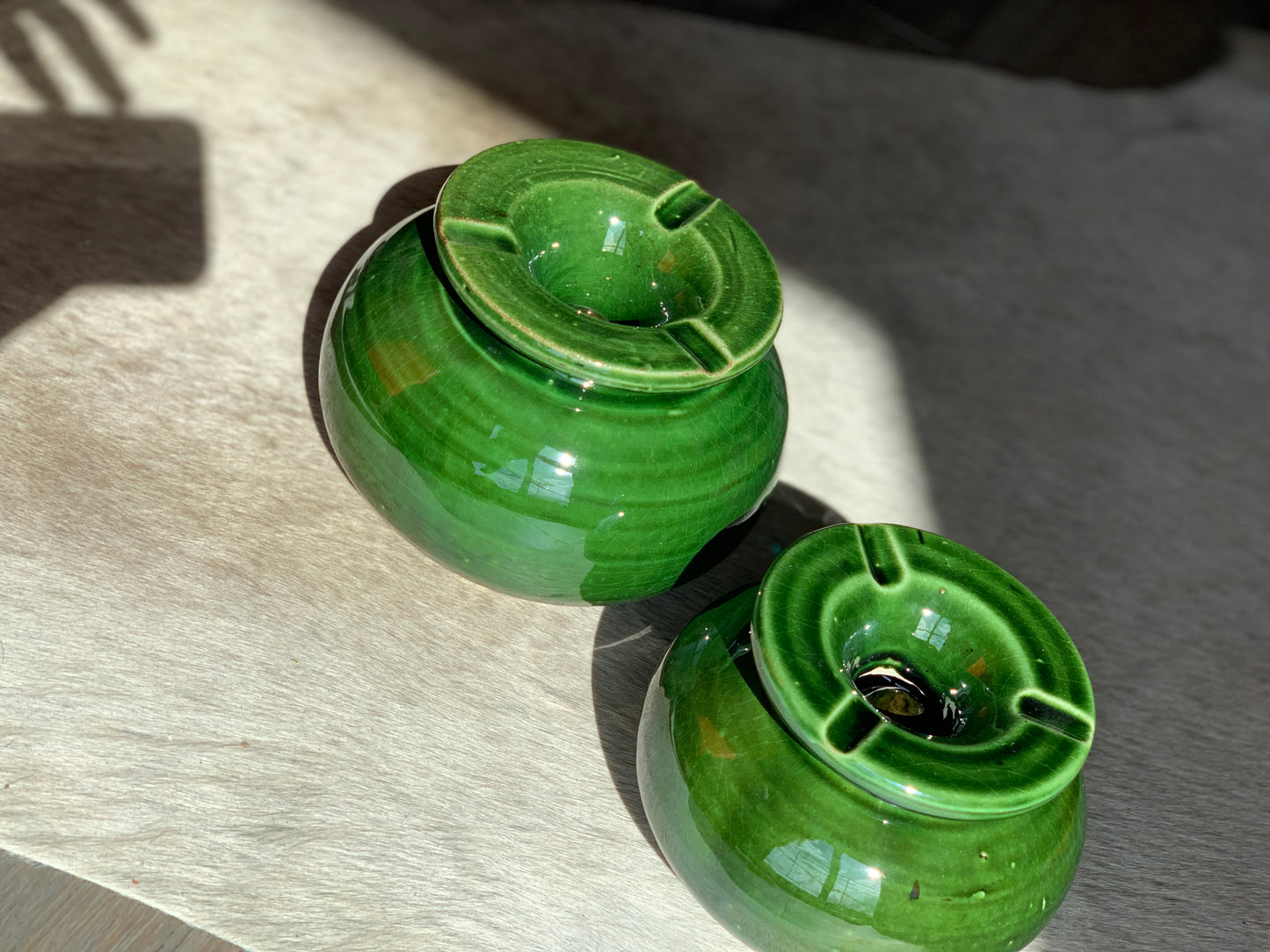 Groene handgemaakte unieke asbak