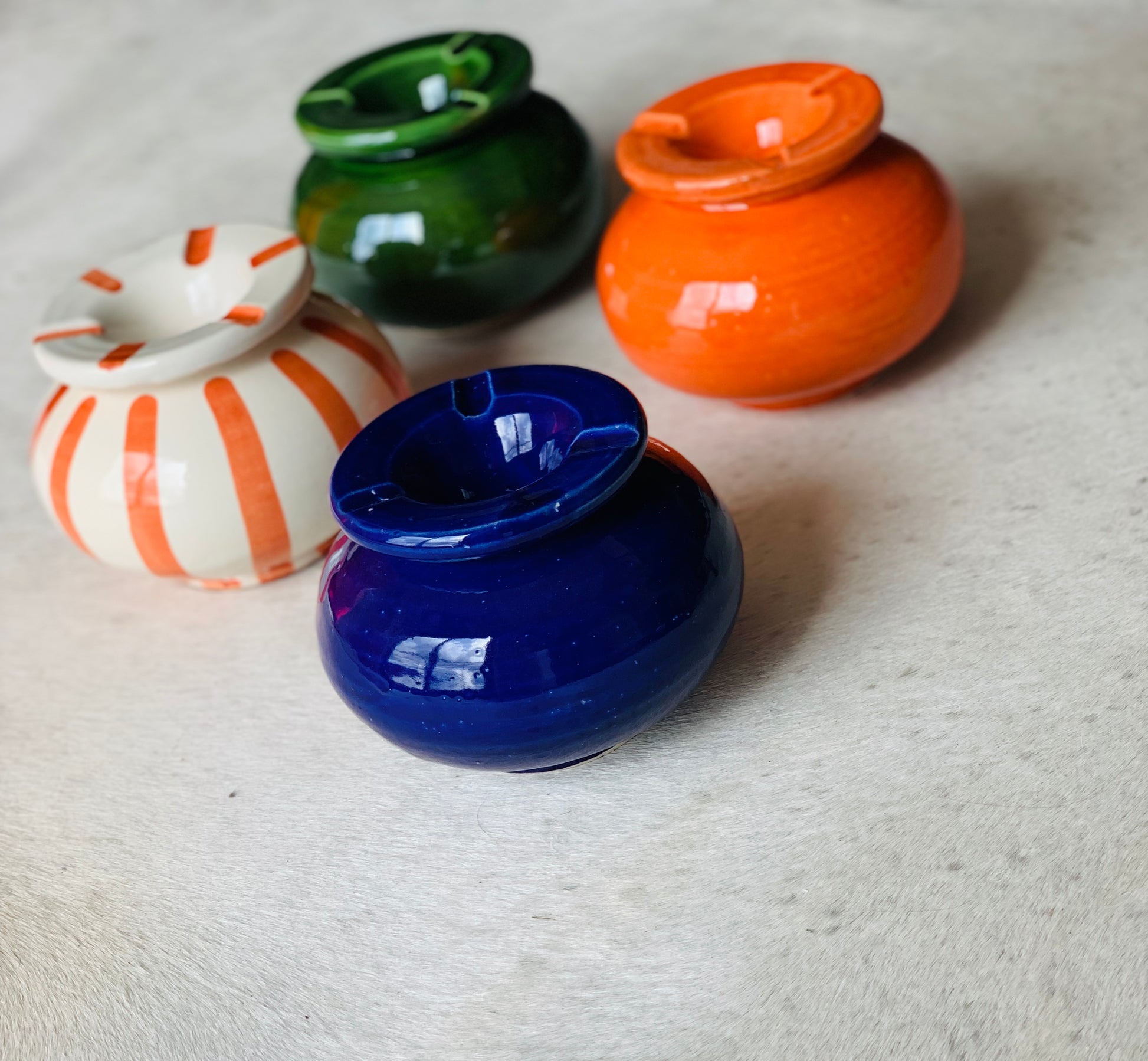 unieke kleurrijke asbak